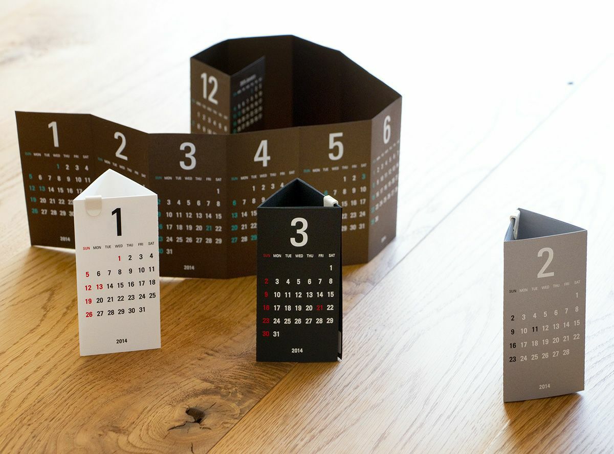 Replug 2026 Replug Triangular Desk Calendar