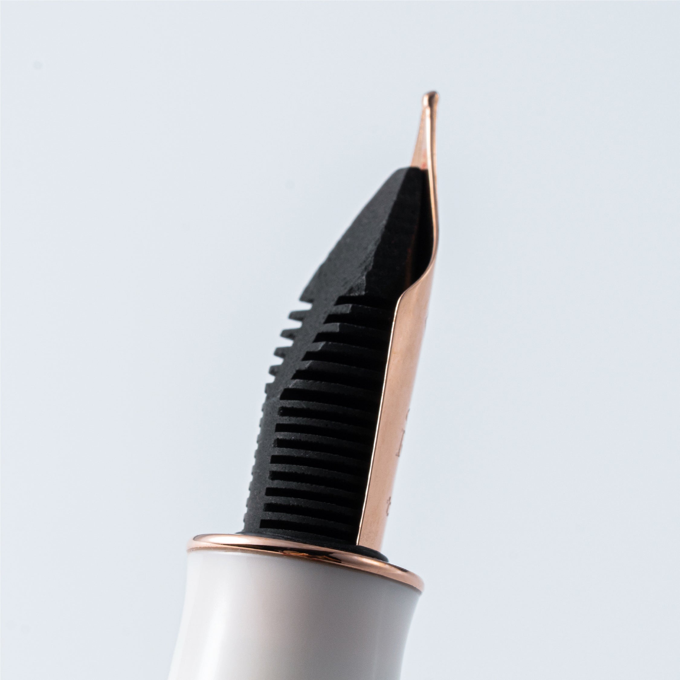 Dominant Industry - Keyno Fountain Pen - No. 001 Serenity (Coming Soon)