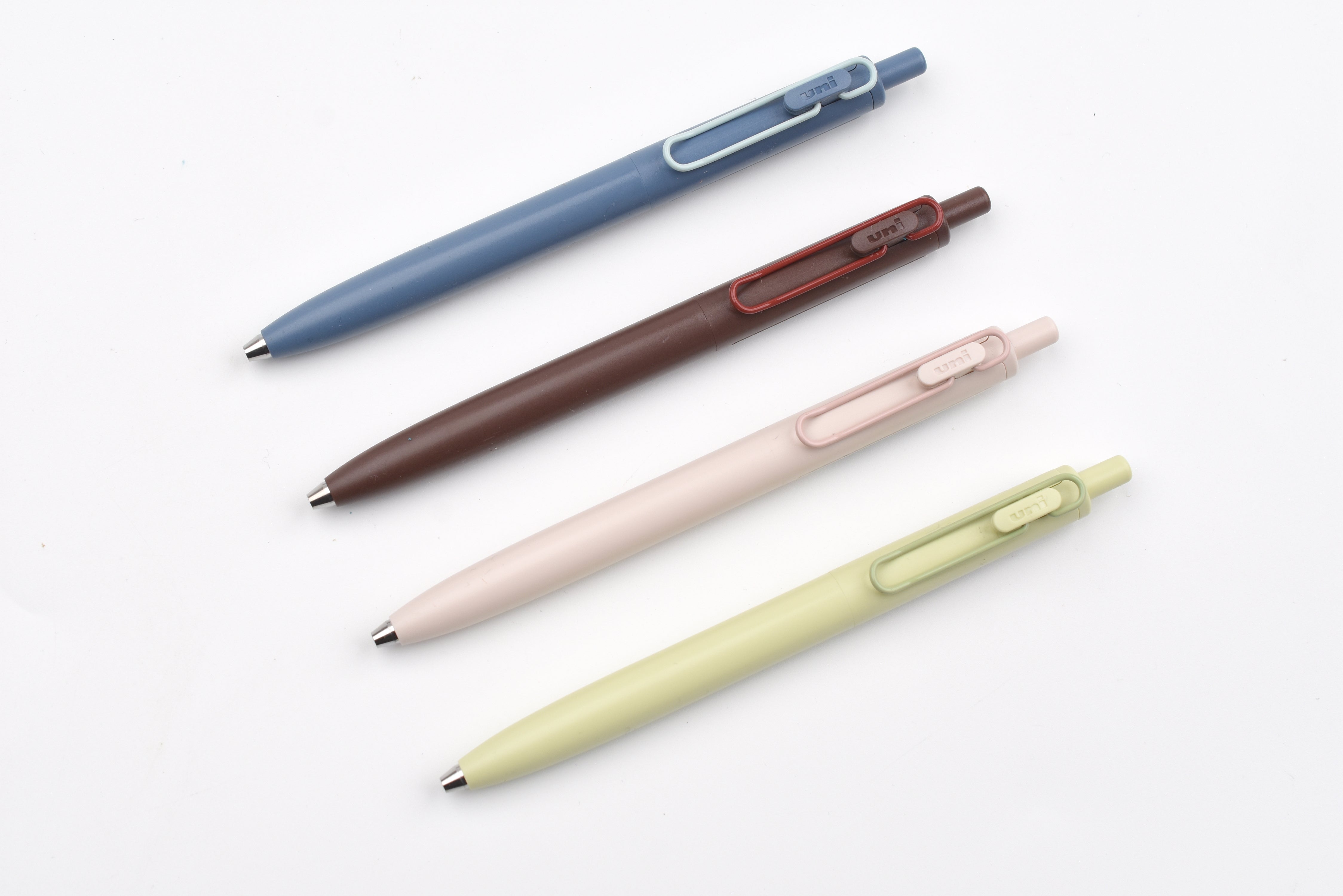 Uni-ball One F - Marriage Color - Limited Edition