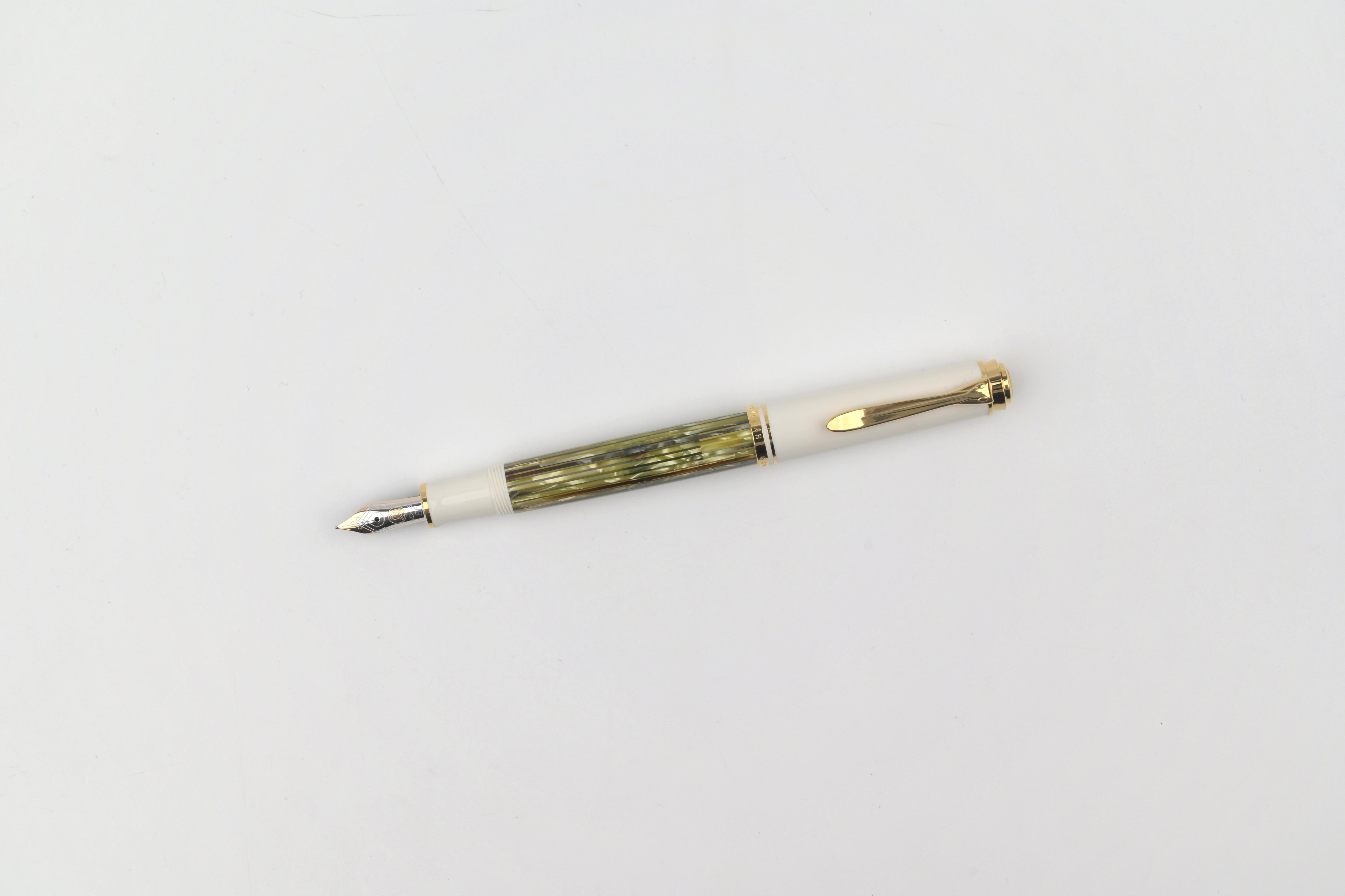 Pelikan M400 Fountain Pen - Souverän - Tortoiseshell White