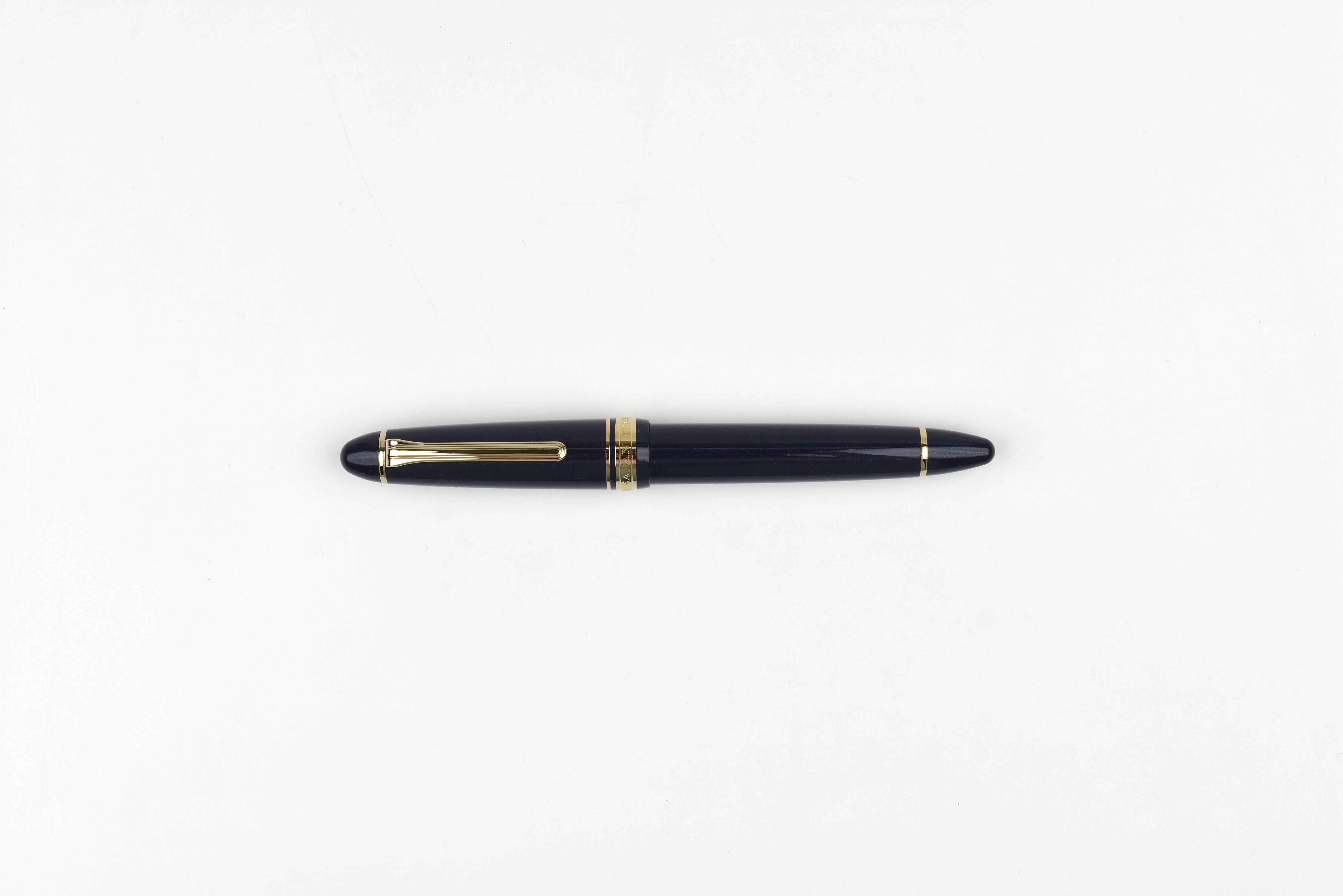 Sailor 1911 Large Fountain Pen - 18K Gold Trim - Shining Blue