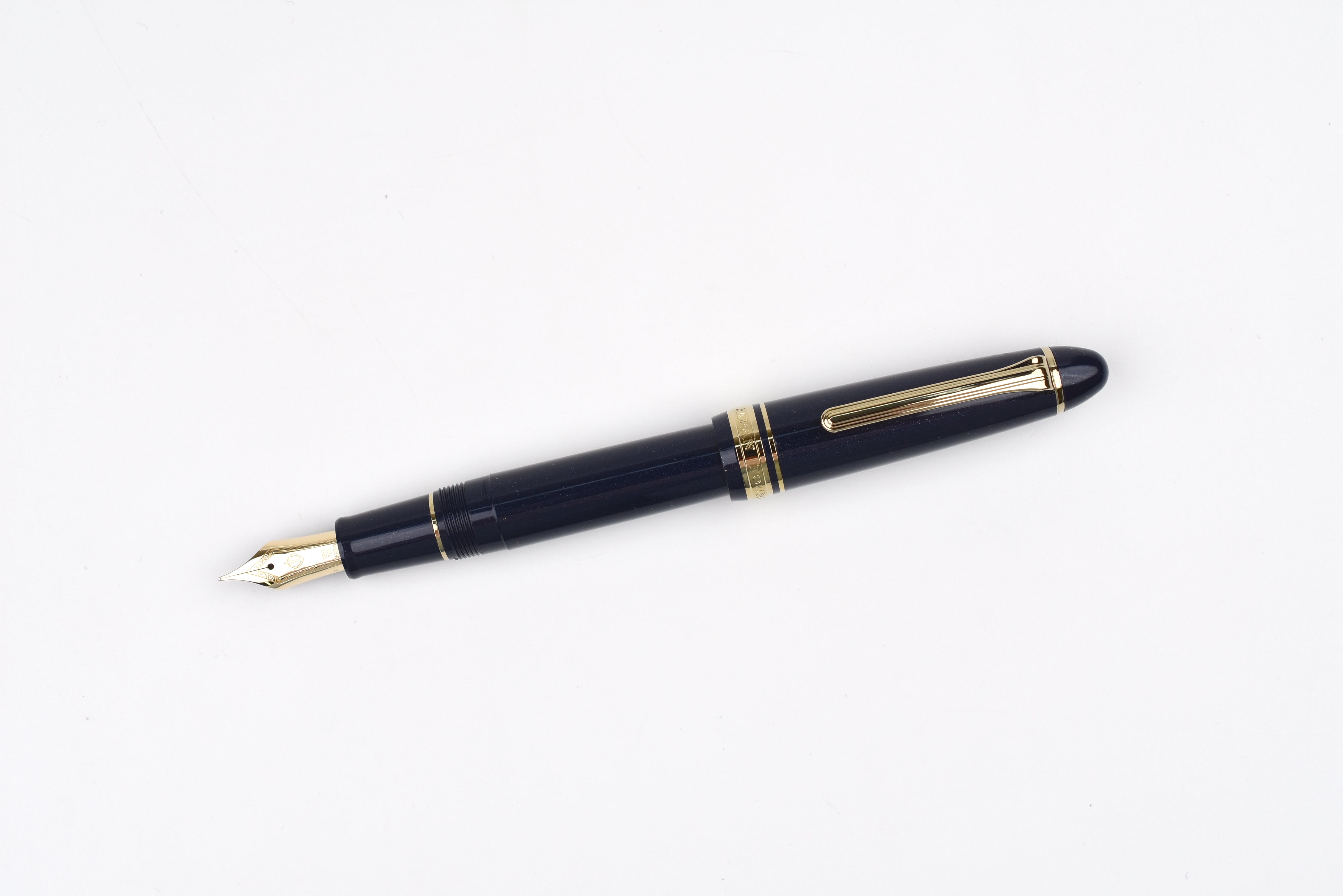 Sailor 1911 Large Fountain Pen - 18K Gold Trim - Shining Blue