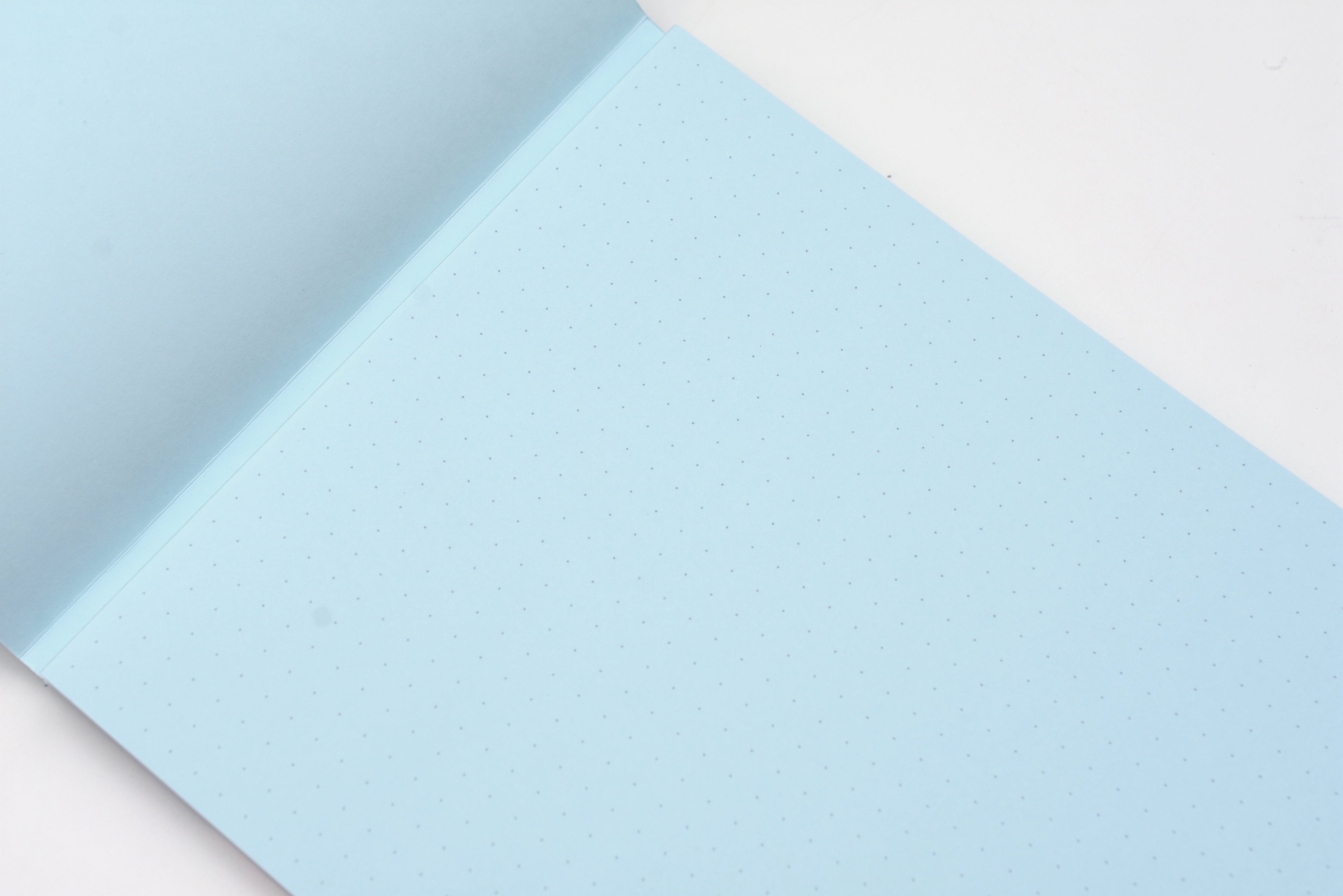 Midori Paper Pad Soft Color - A5 - Dot Grid - Blue
