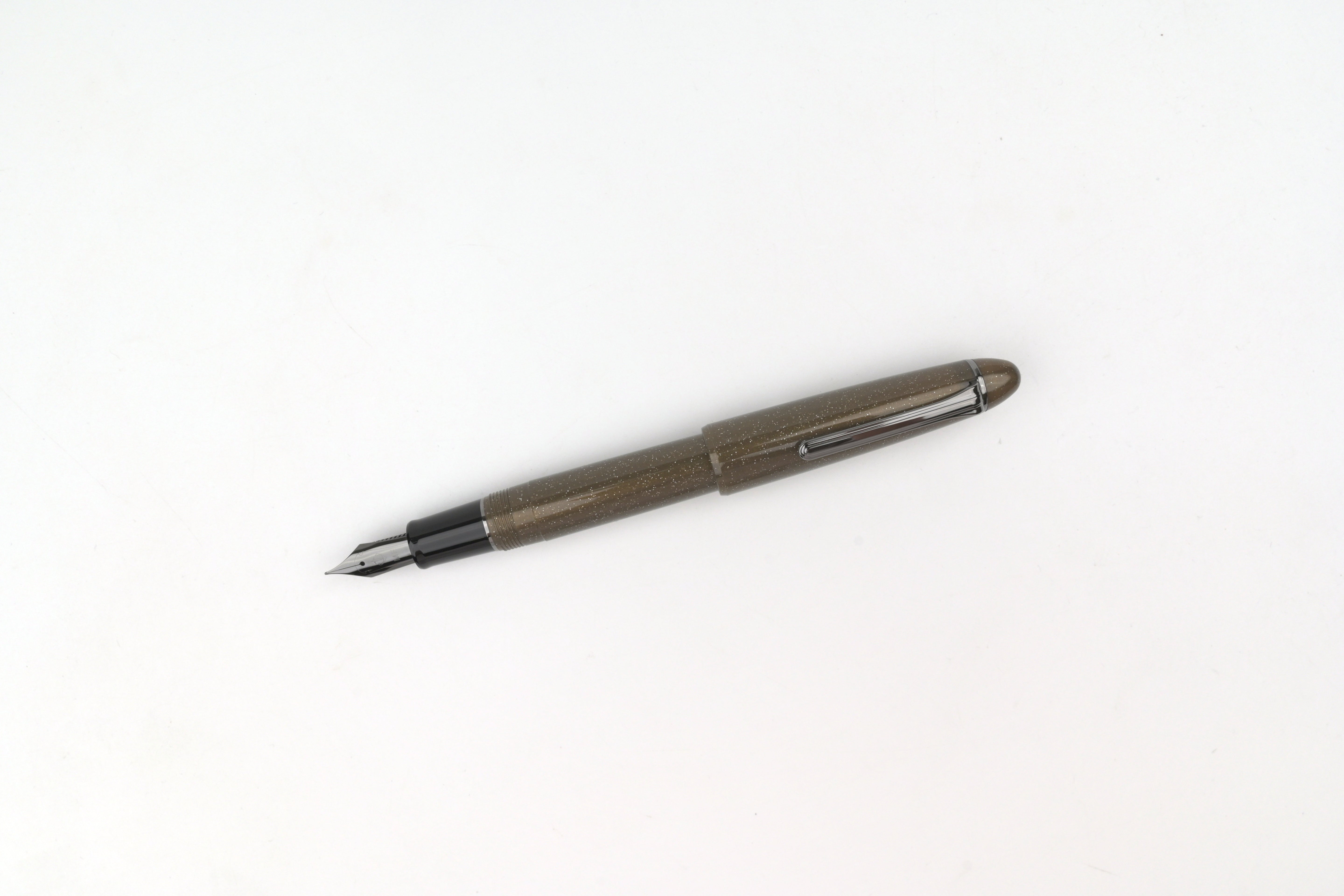 Sailor 1911 Casual L Fountain Pen - Galaxy Series - Solar Flare Gold - Limited Edition