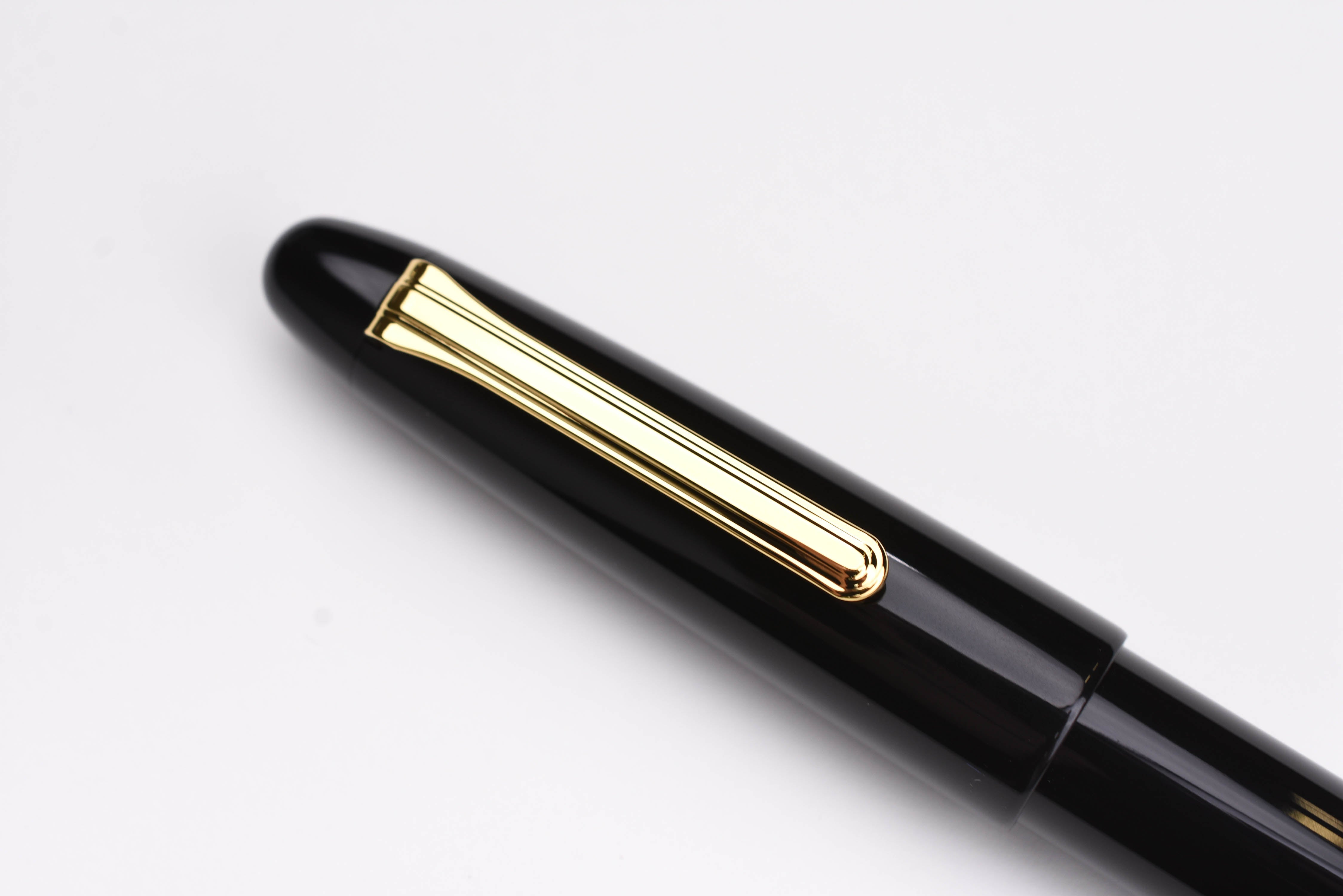 Sailor 1911 King of Pen Ebonite Fountain Pen - Black/Gold