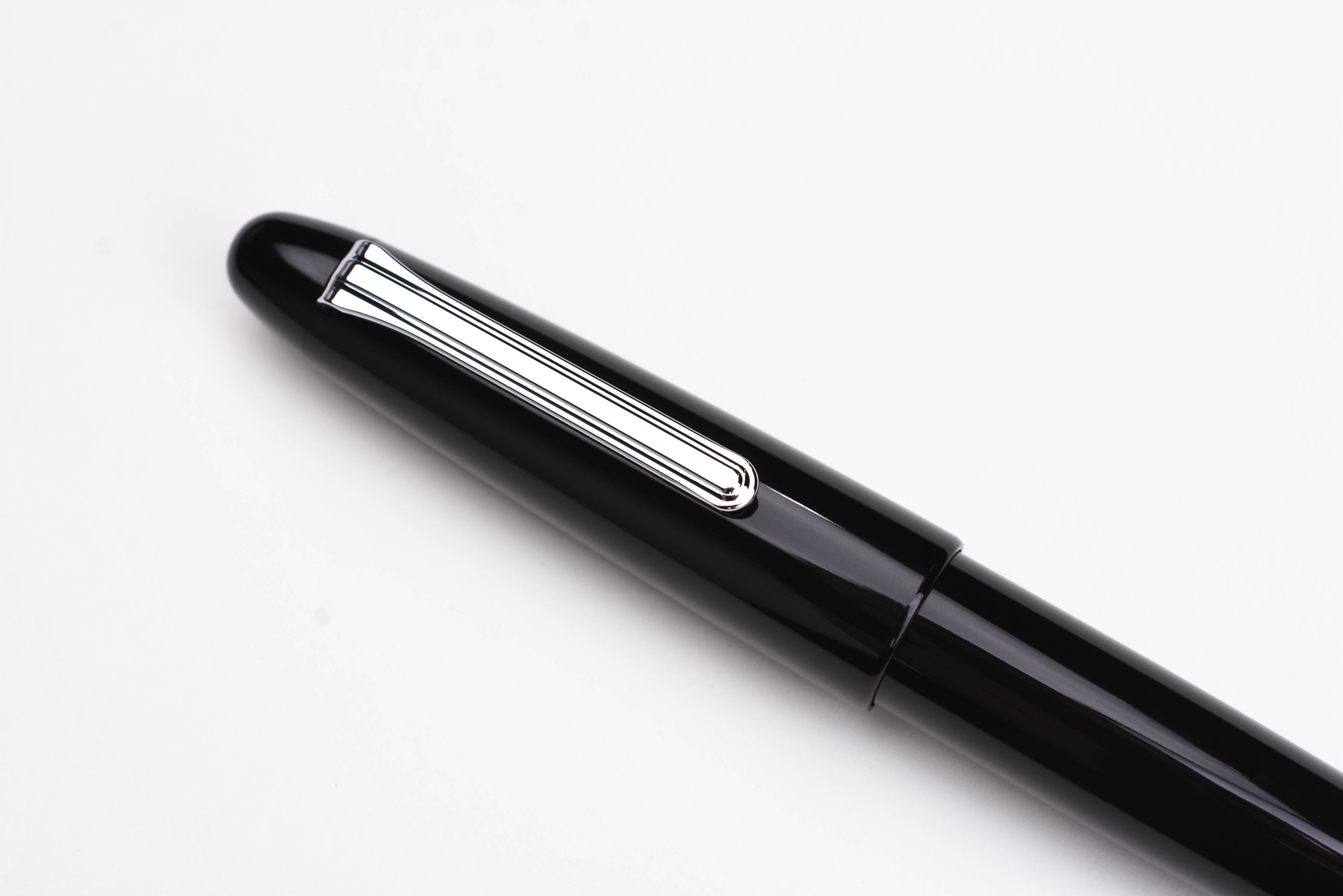 Sailor 1911 King of Pen Ebonite Fountain Pen - Black/Silver