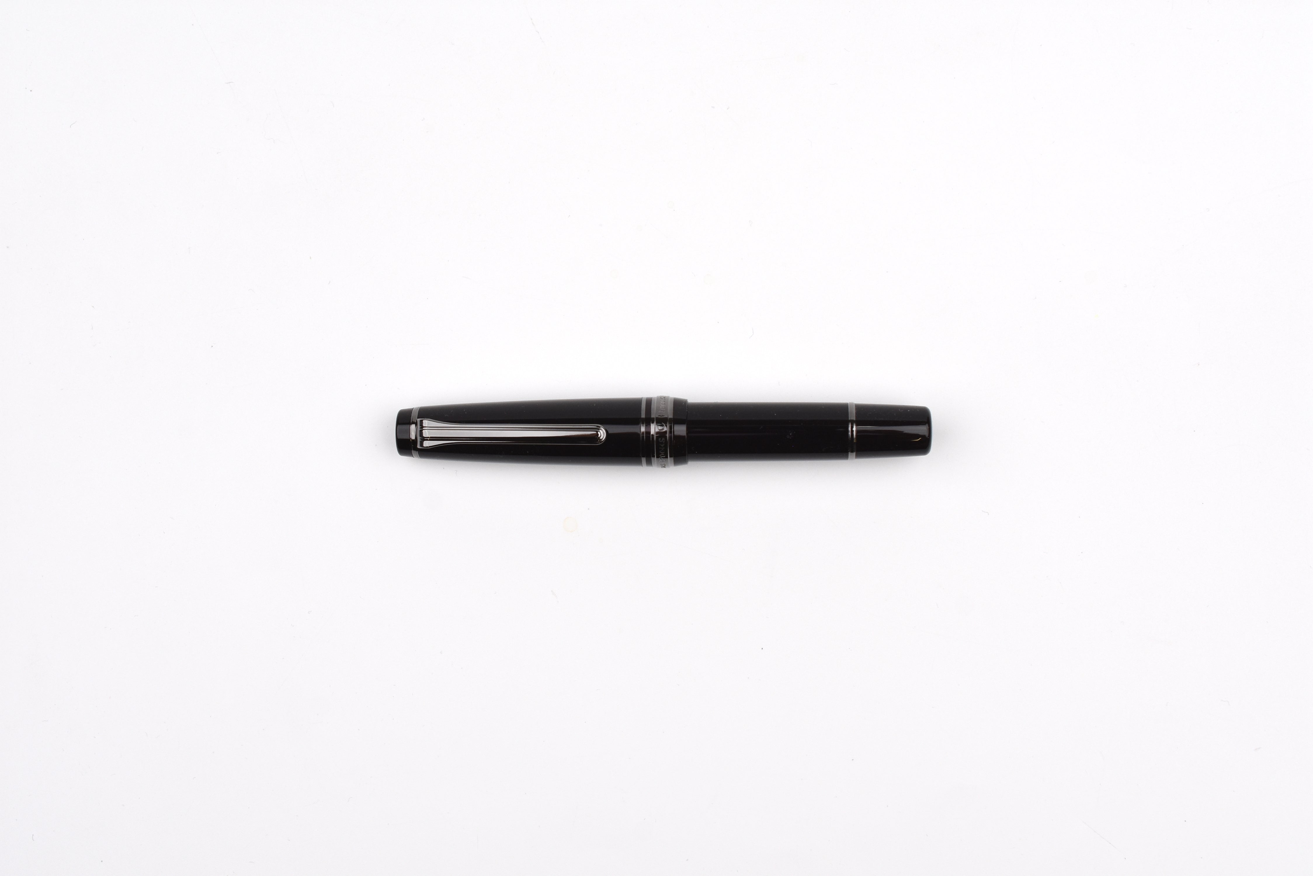 BUNGUBOX Original Fountain Pen - The Mini Witch