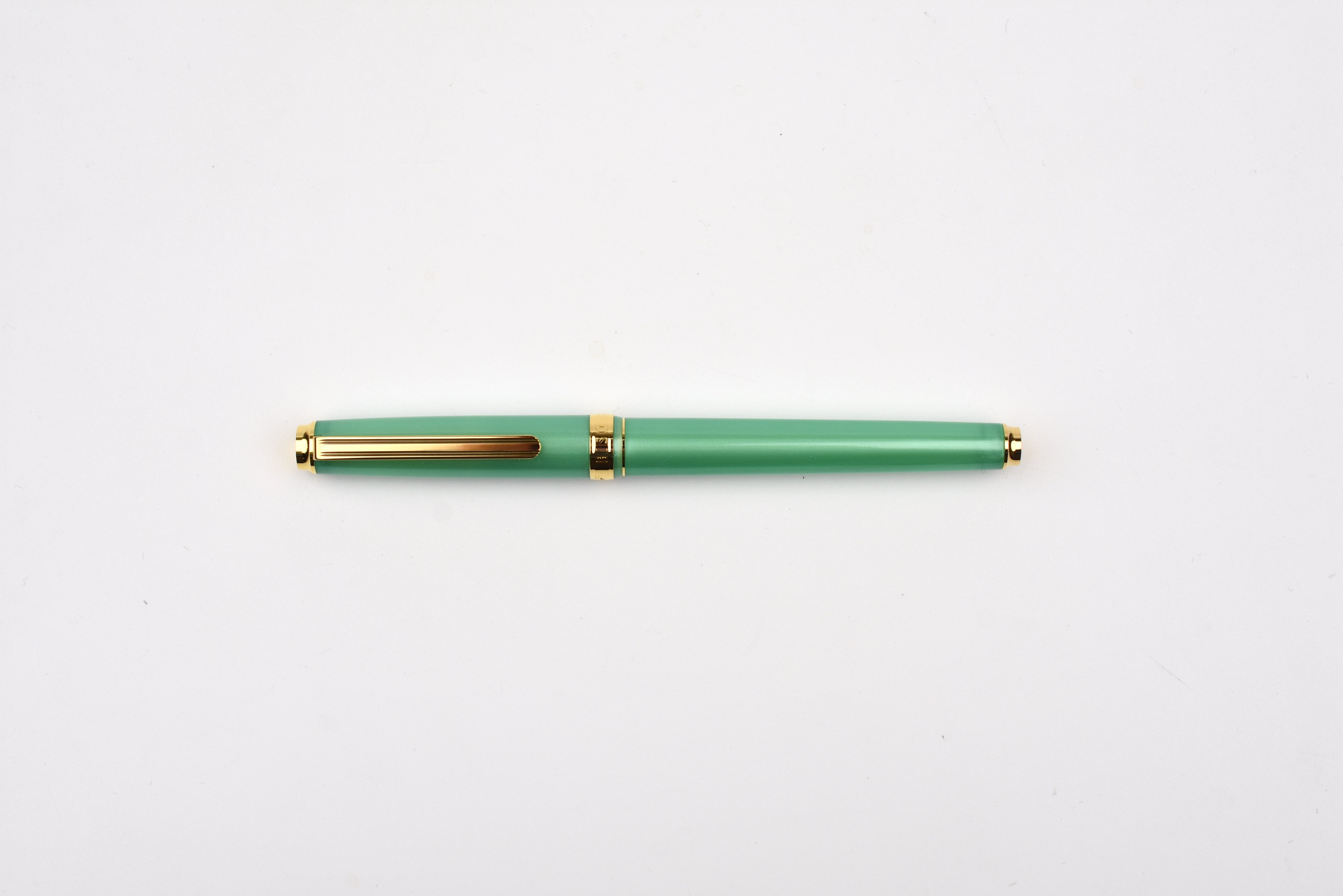 Platinum BISO Fountain Pen - Sparkle Mint Green - Limited Edition