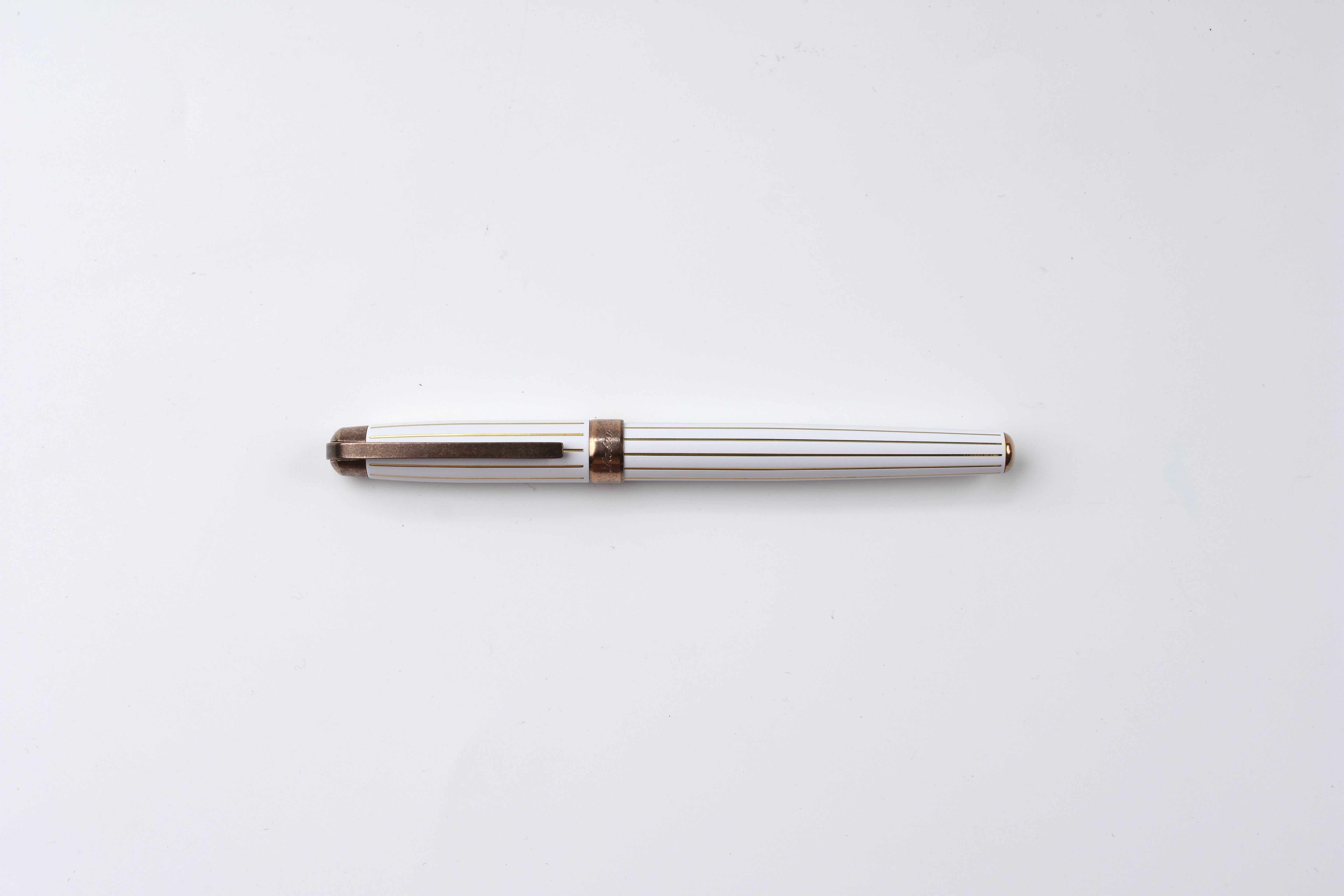 Laban Antique II Fountain Pen - White
