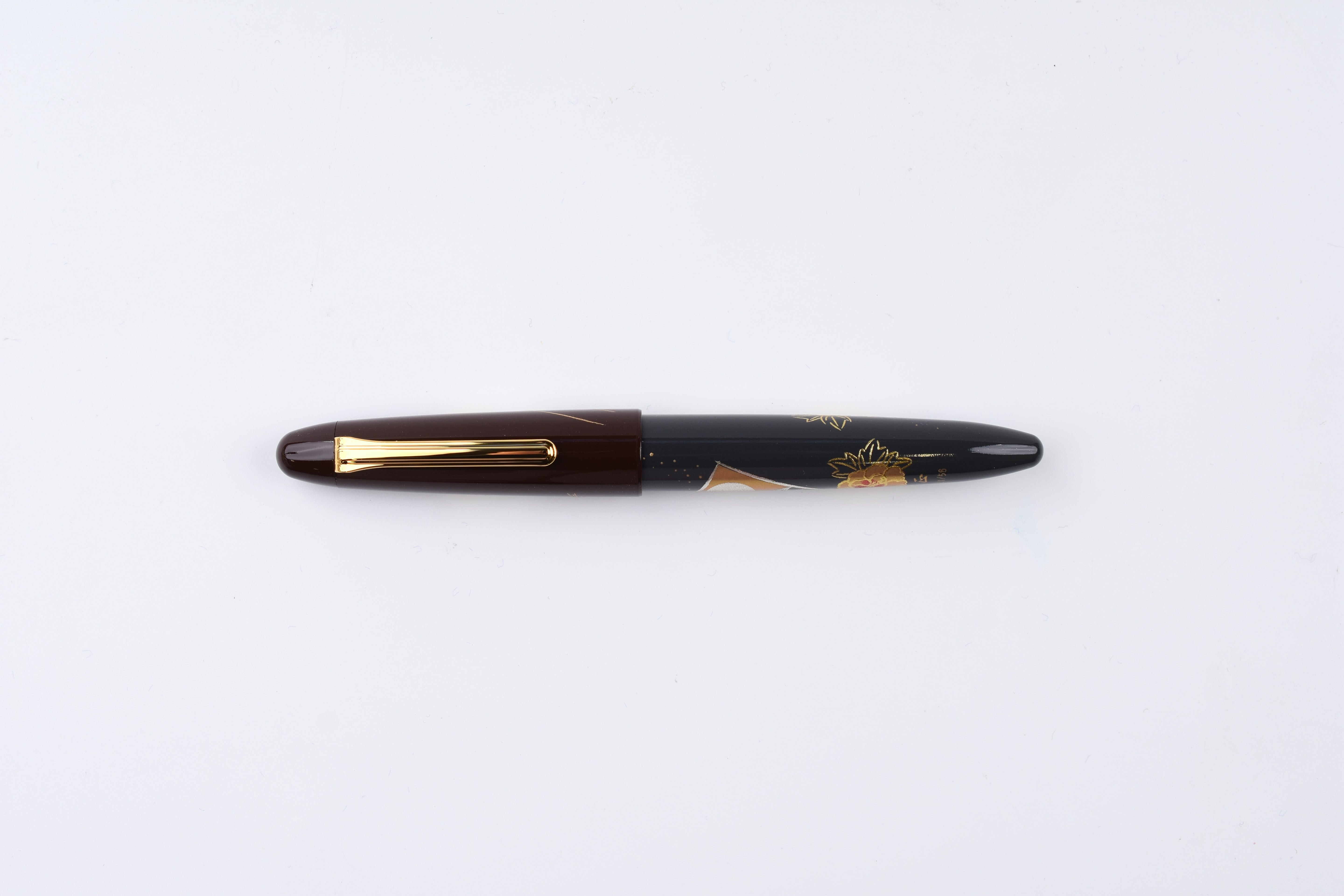 Sailor 1911 King of Pen Maki-e Fountain Pen - Hanafuda - Tsukimi-de-ippai - Limited Edition