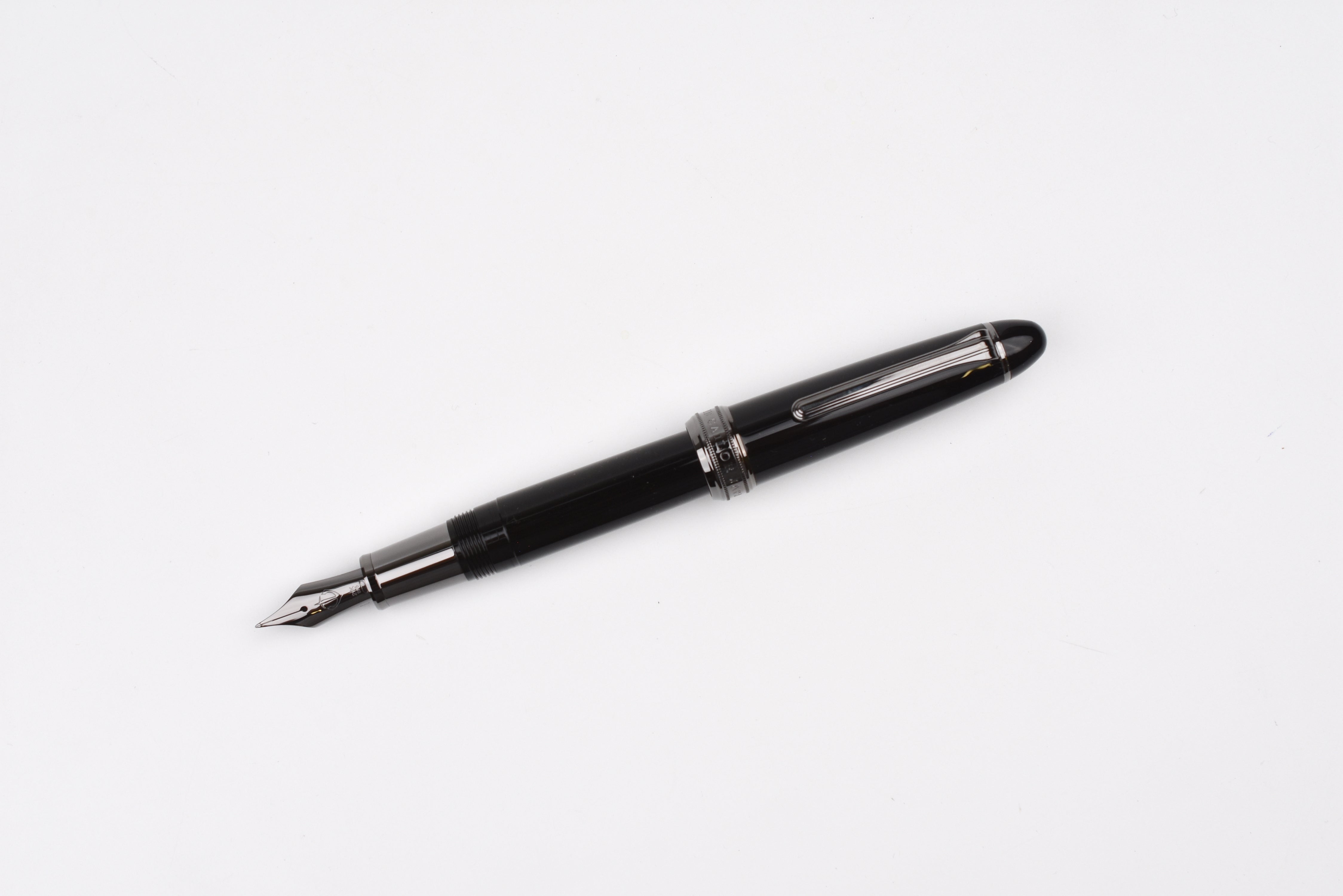 Sailor Naginata-Togi Fountain Pen - Black Trim