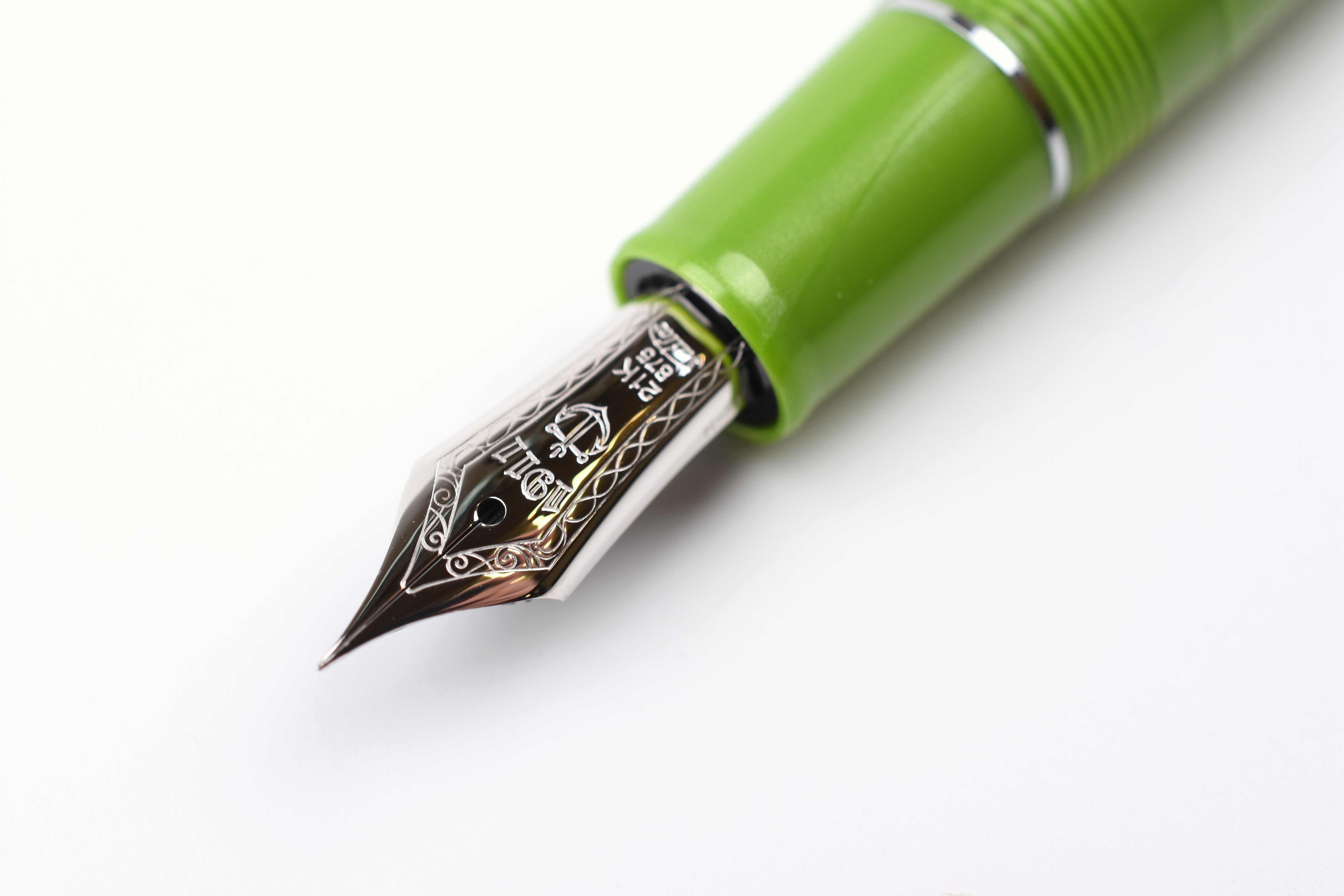 Sailor 1911 Large Fountain Pen - Key Lime