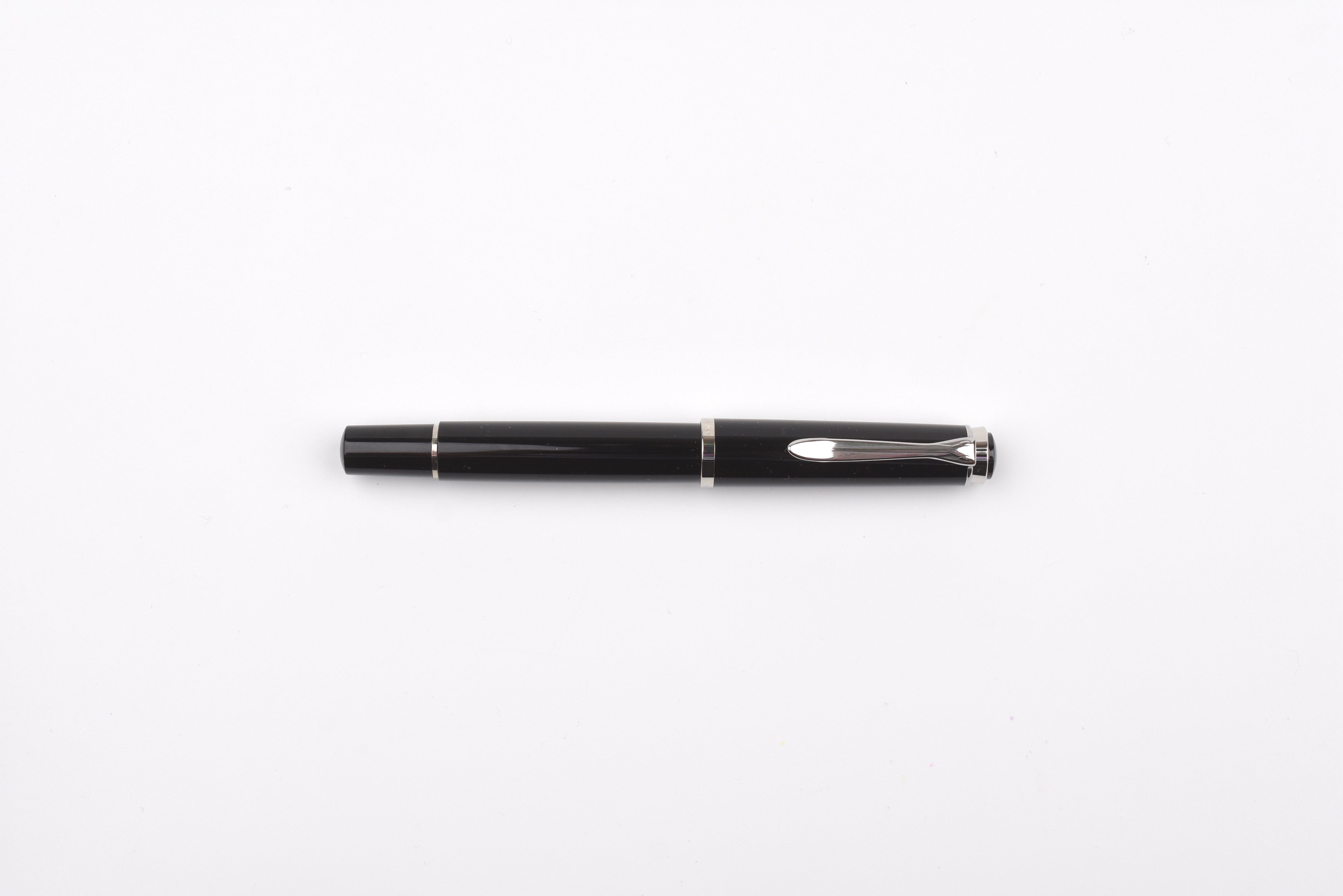 Pelikan M205 Fountain Pen - Classic - Black Silver