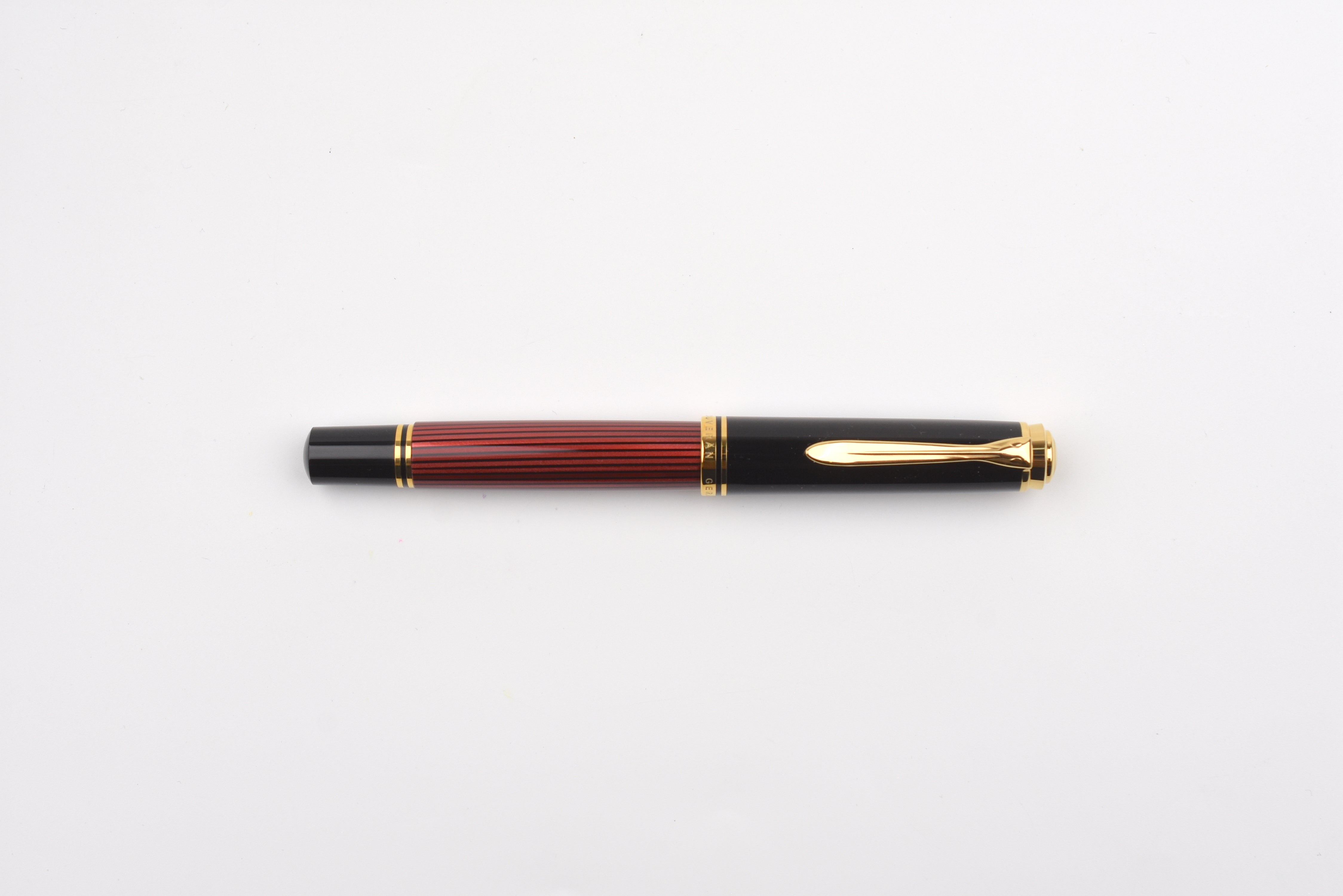 Pelikan M800 Fountain Pen - Souverän - Black-Red