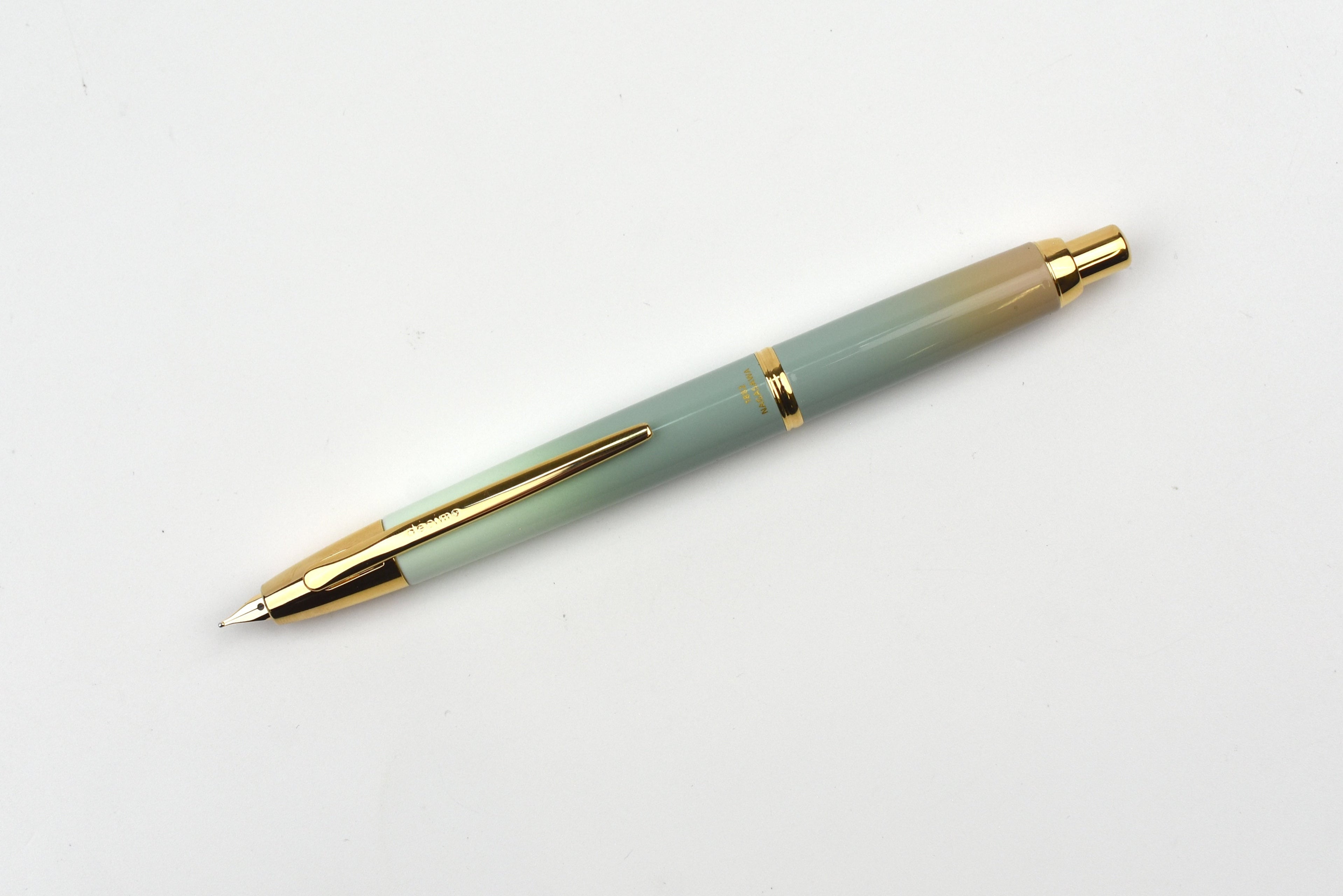 Nagasawa Original Vanishing Point Decimo - Kobe Gradation - Higashi-Kawasaki Harbor Mint  - Gold Trim - Limited Edition