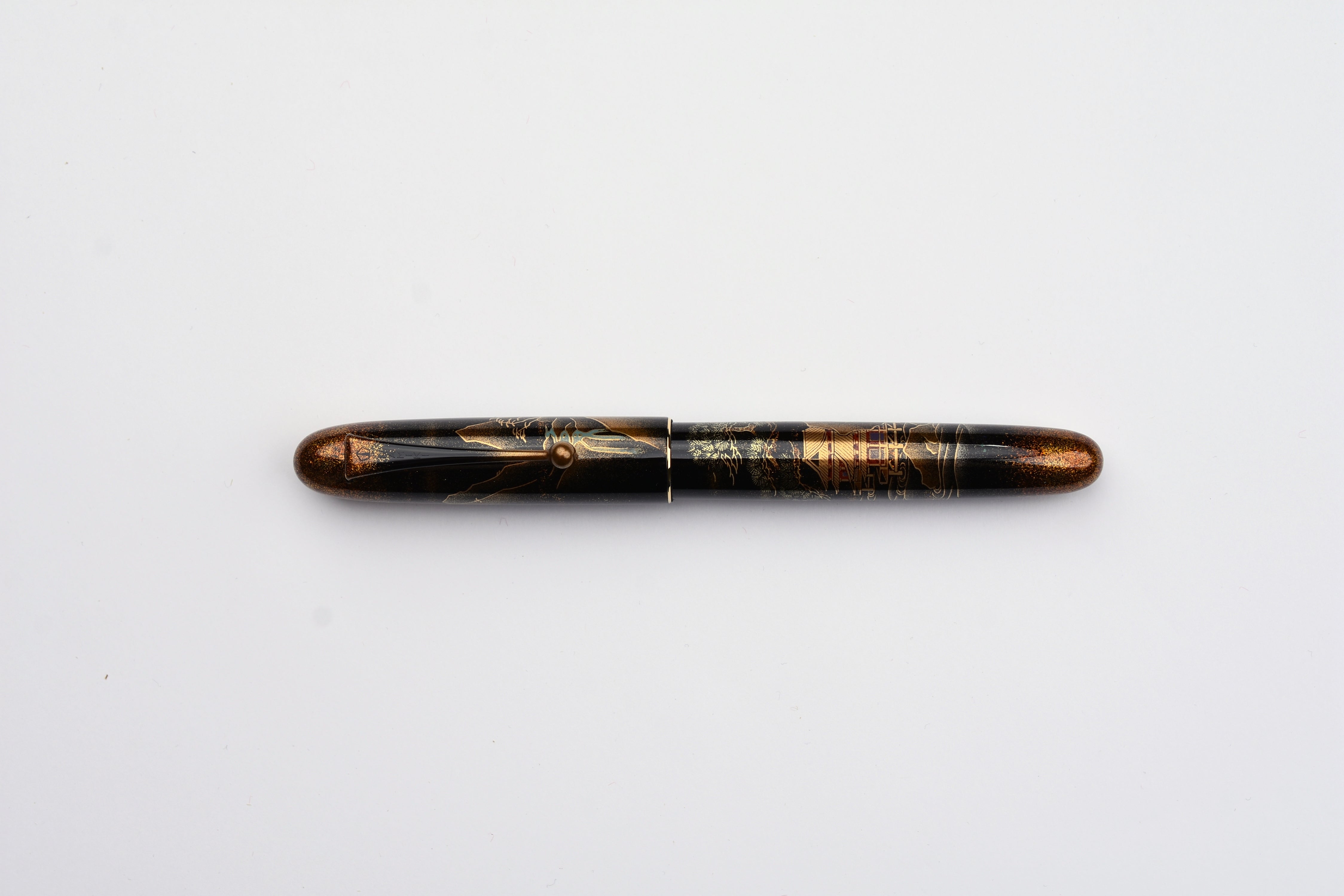 Pilot Namiki Yukari Royale Maki-e Fountain Pen - Night Scene of Pavilion