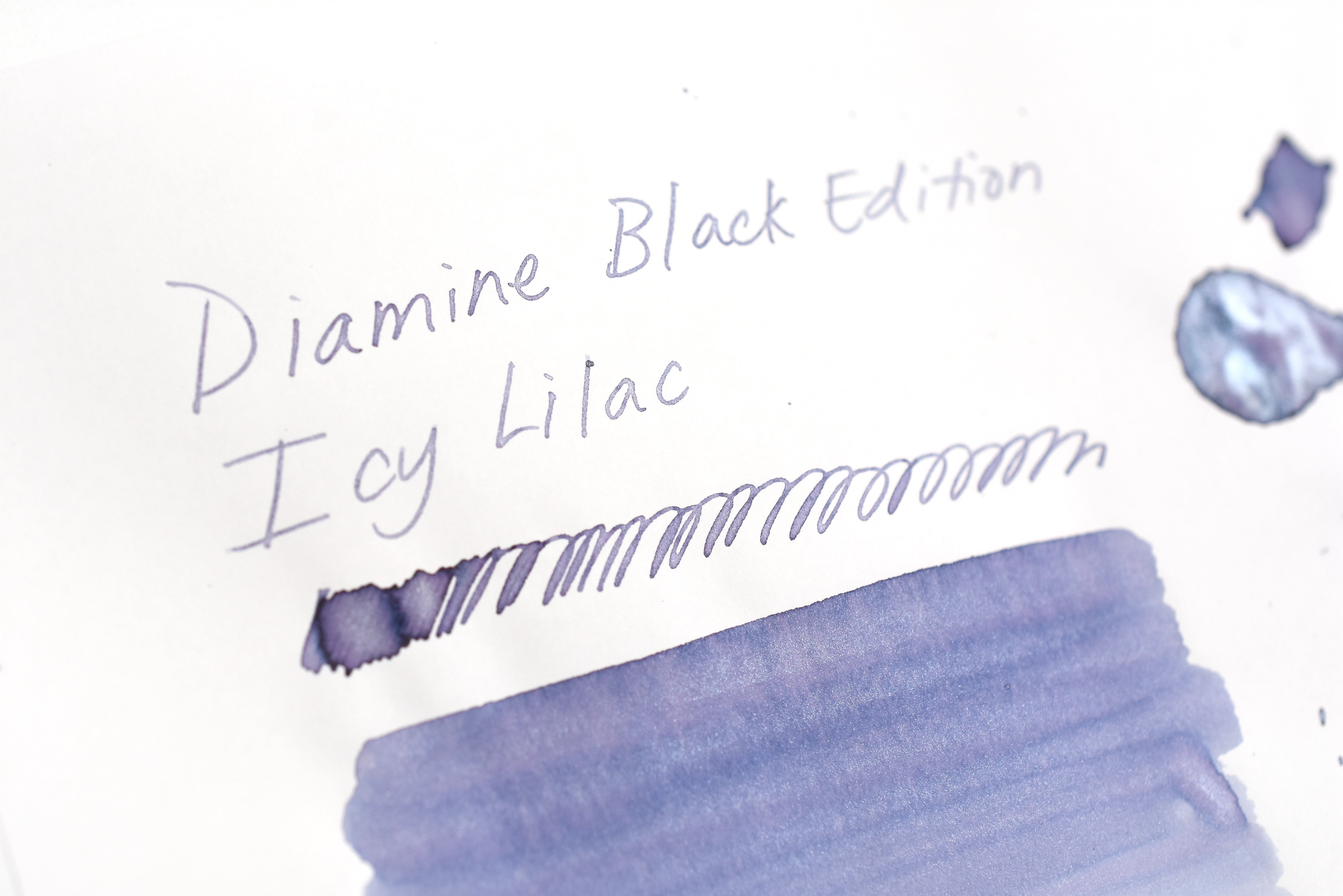 Diamine Black Edition - Shimmer - Icy Lilac