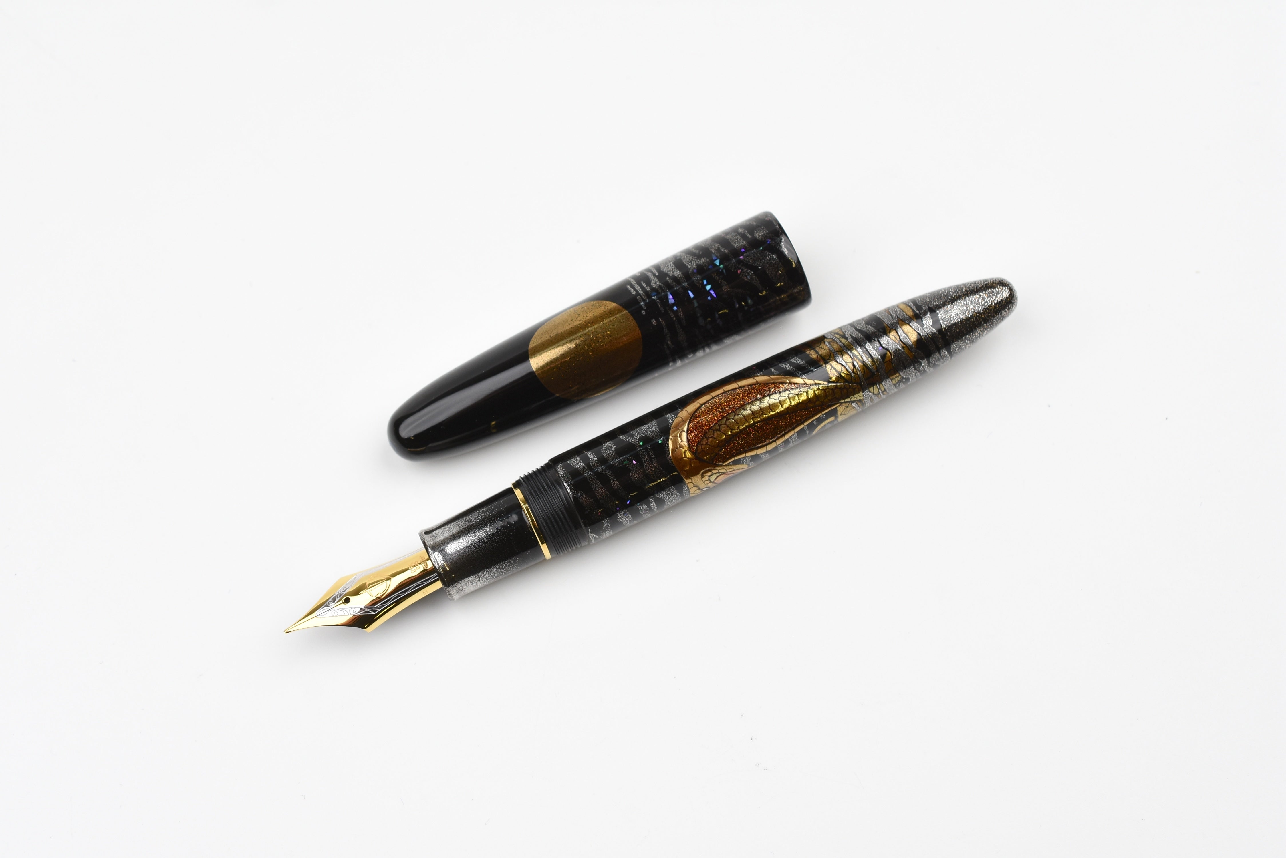 Sailor 1911 King of Pen Maki-e Fountain Pen - Cobra in the Moonlight (Cobra to Gekkou) - Limited Edition