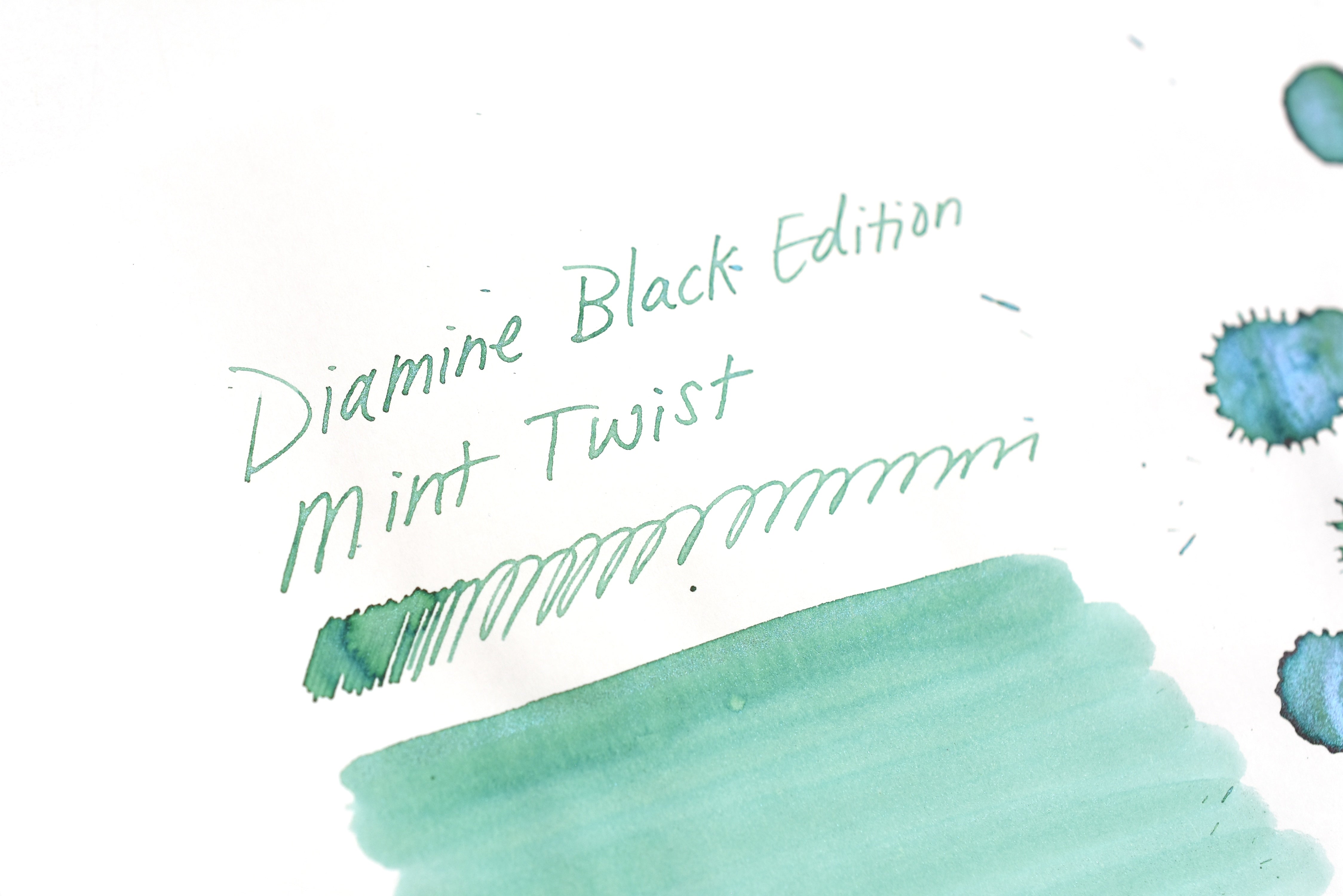 Diamine Black Edition - Chameleon - Mint Twist