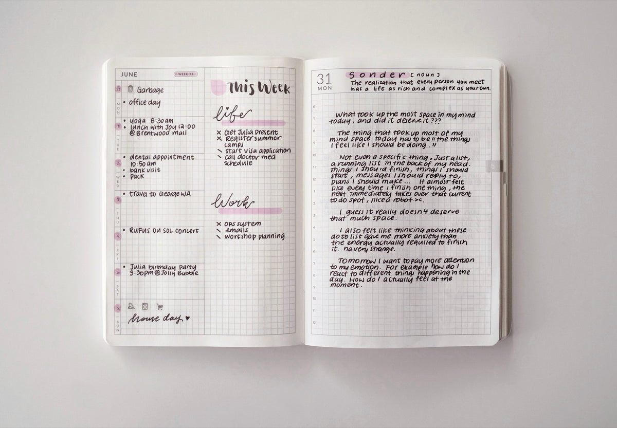 Aura Estelle Magnet Planner 2027 - Daily - A5 (Pre-Order Starts Aug 18; Shipping starts mid-Nov)