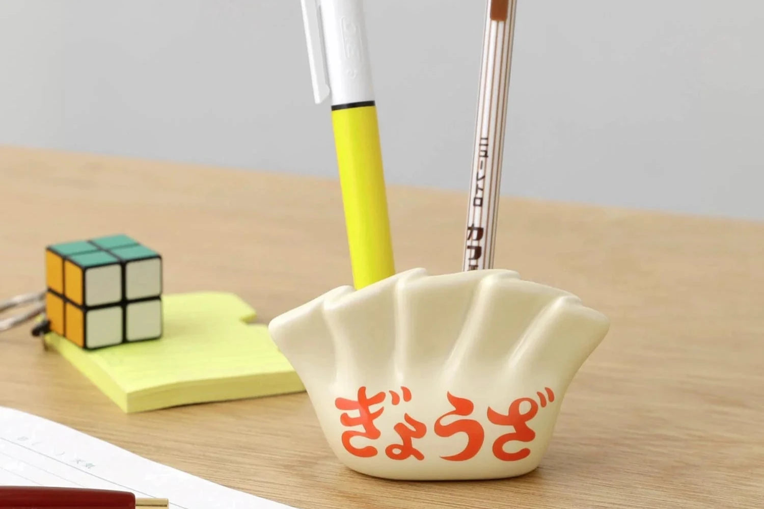 New Retro Dumpling Pen Holder