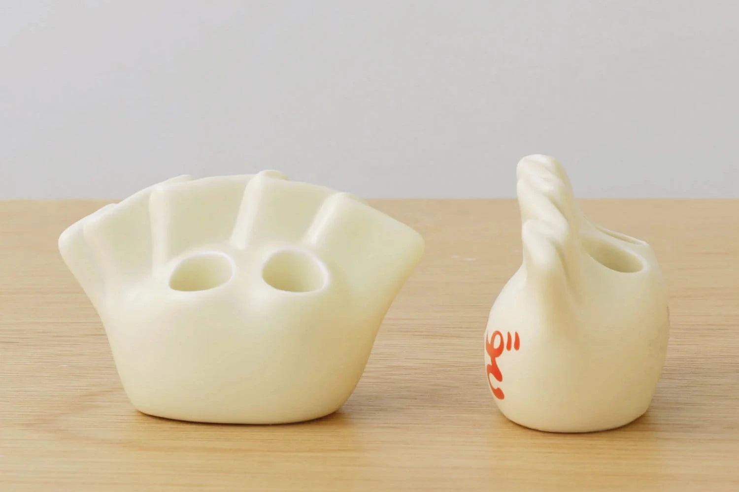 New Retro Dumpling Pen Holder