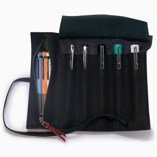 Roll-up pen case