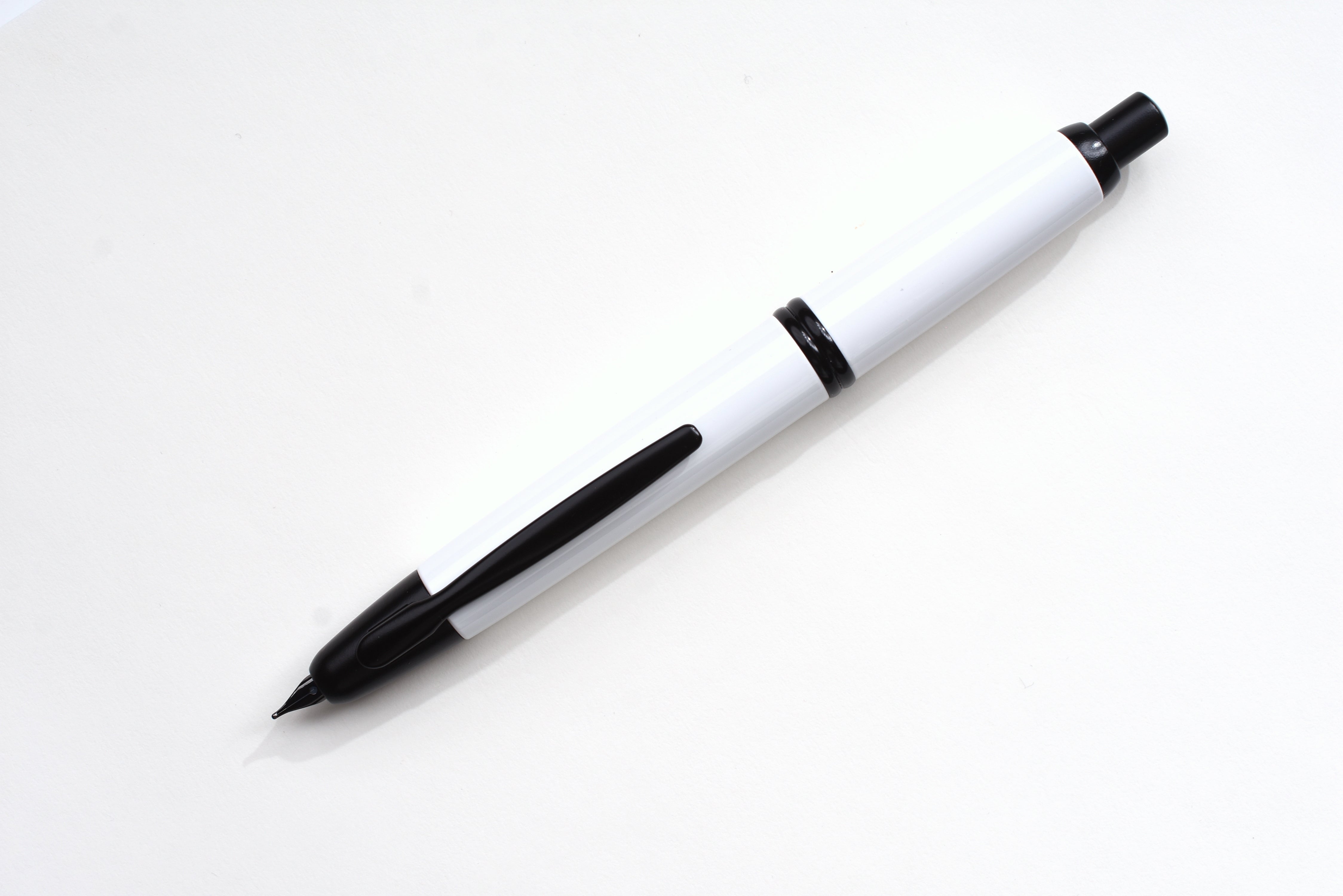 Pilot Vanishing Point - White/Black