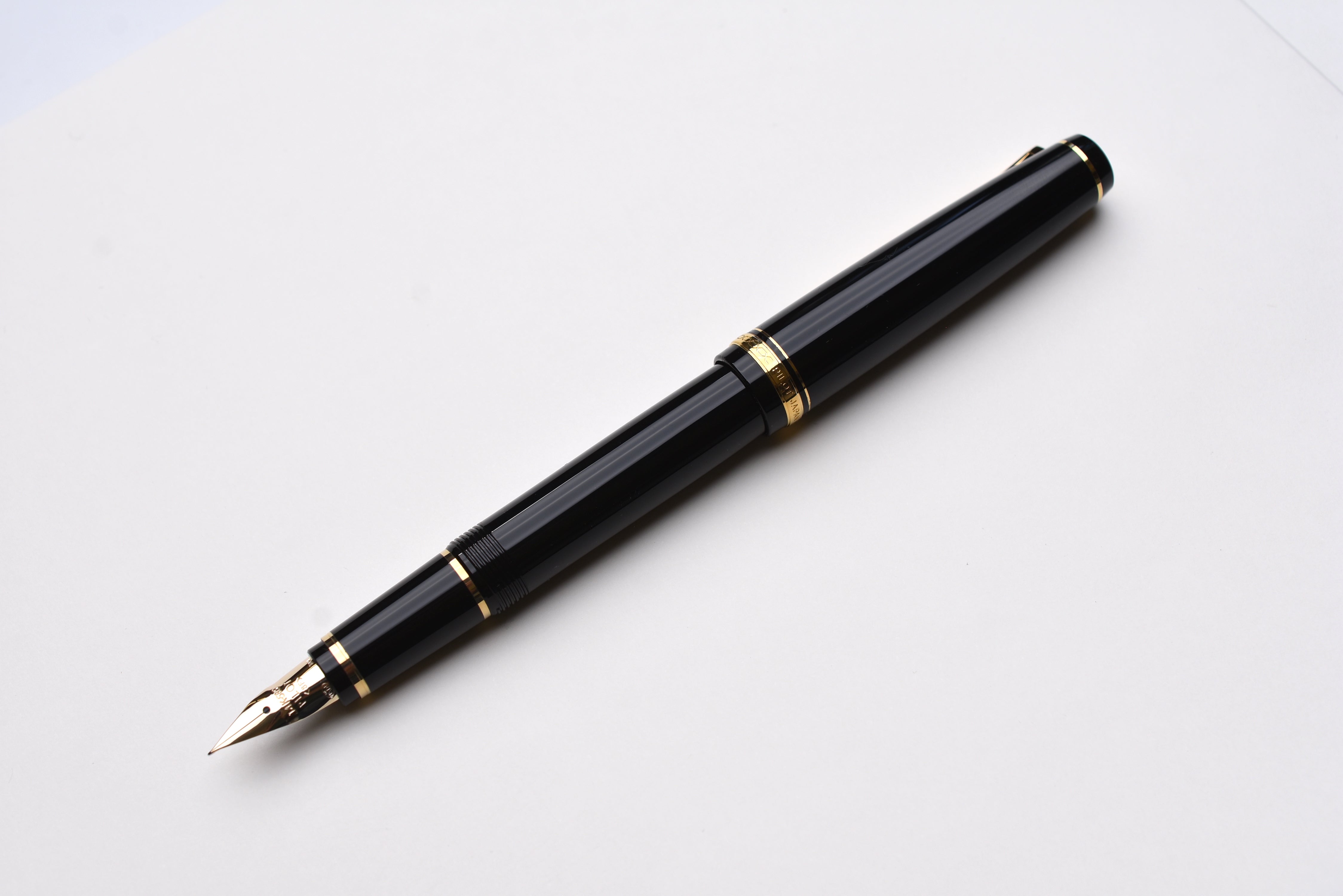 Pilot Falcon Fountain Pen - Black/Gold